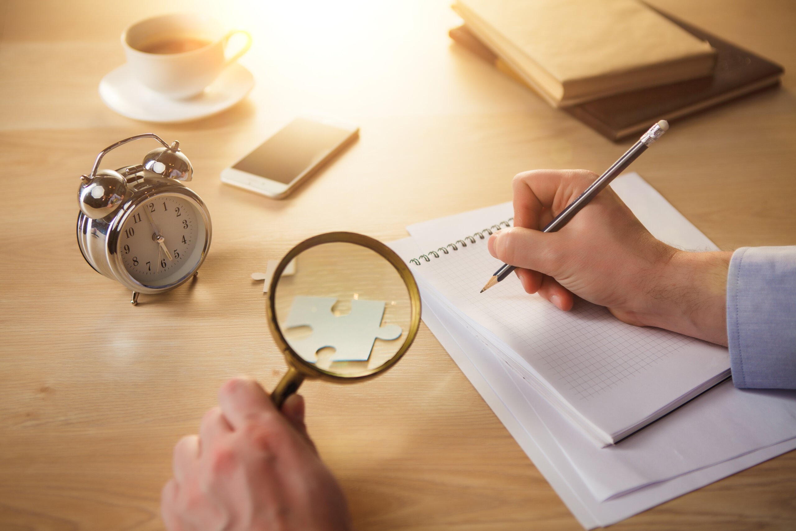 GoAML registration consultant advising management on internal responsibilities in Dubai